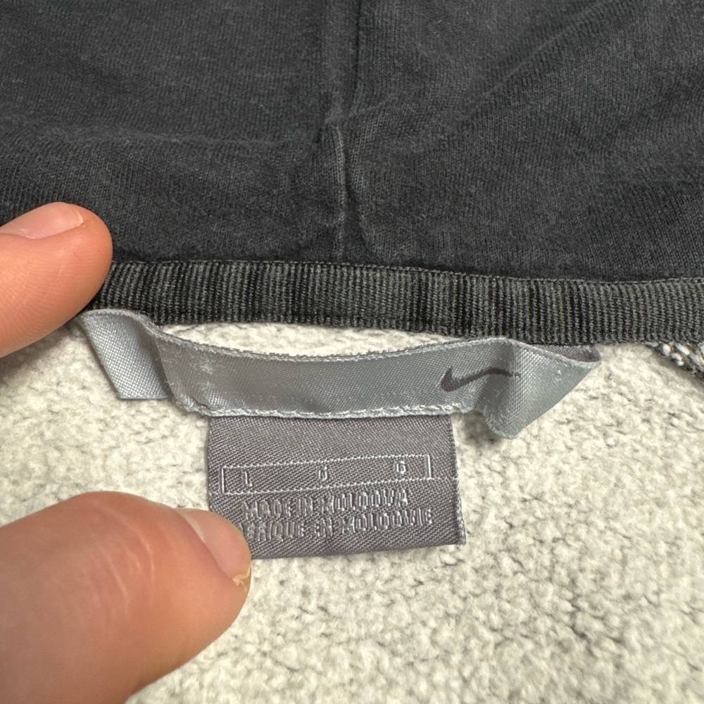 Nike Dark Gray Crew Sweatshirt - Picture 3 of 6